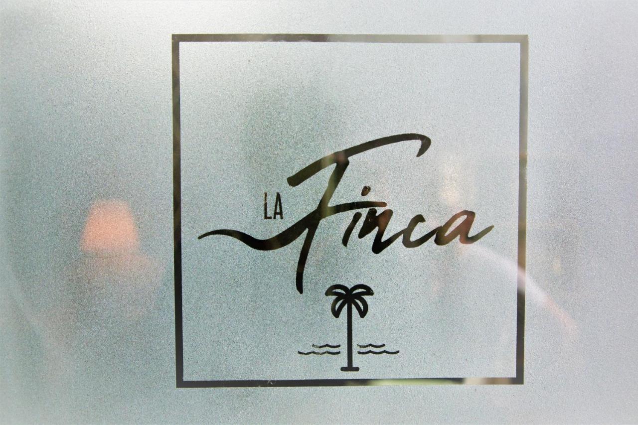 Hotel La Finca - Luxury Suites Hotel Beersheba Buitenkant foto