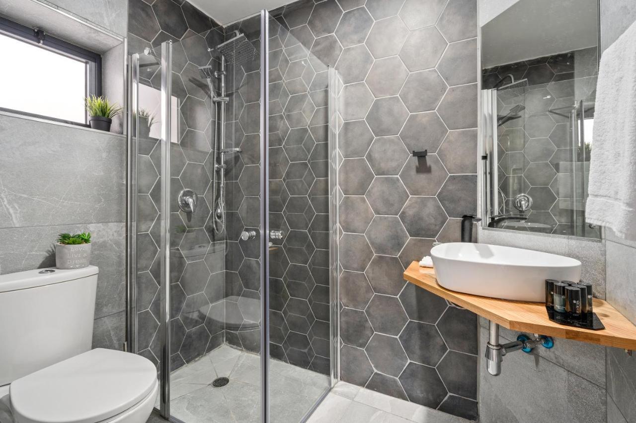 Hotel La Finca - Luxury Suites Hotel Beersheba Buitenkant foto